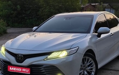 Toyota Camry, 2019 год, 2 800 000 рублей, 1 фотография