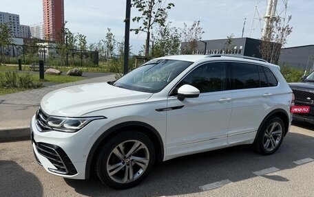 Volkswagen Tiguan II, 2021 год, 3 280 000 рублей, 1 фотография