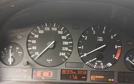 BMW 5 серия, 2002 год, 900 000 рублей, 6 фотография