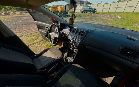 Volkswagen Polo VI (EU Market), 2013 год, 750 000 рублей, 6 фотография