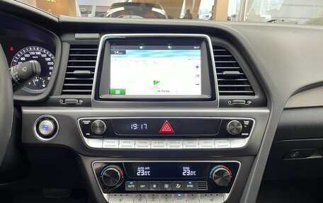 Hyundai Sonata VII, 2019 год, 1 897 000 рублей, 19 фотография