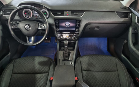 Skoda Octavia, 2017 год, 1 650 000 рублей, 10 фотография