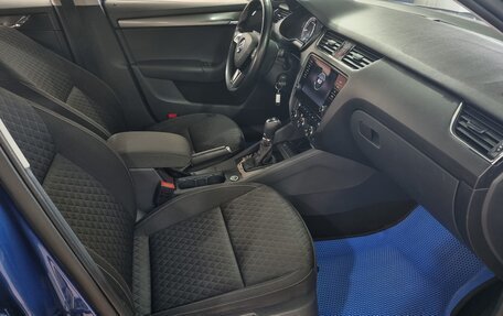 Skoda Octavia, 2017 год, 1 650 000 рублей, 8 фотография