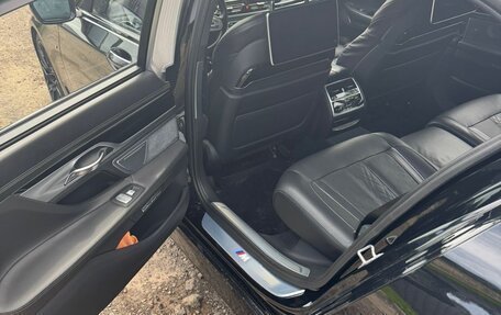 BMW 7 серия, 2017 год, 4 100 000 рублей, 9 фотография