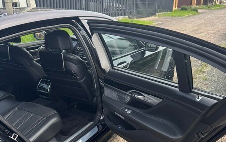 BMW 7 серия, 2017 год, 4 100 000 рублей, 21 фотография