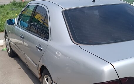 Mercedes-Benz E-Класс, 1999 год, 250 000 рублей, 8 фотография