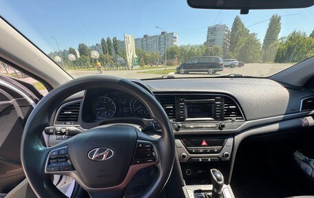 Hyundai Elantra V, 2016 год, 1 200 000 рублей, 10 фотография