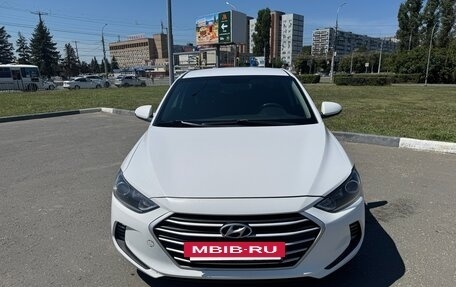 Hyundai Elantra V, 2016 год, 1 200 000 рублей, 3 фотография