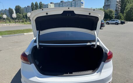 Hyundai Elantra V, 2016 год, 1 200 000 рублей, 11 фотография