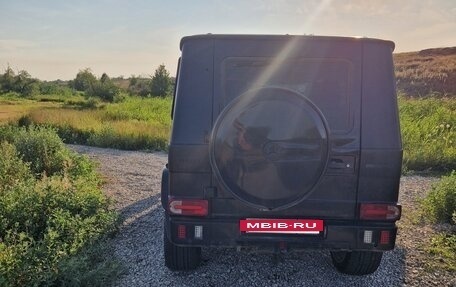 Mercedes-Benz G-Класс W463 рестайлинг _ii, 1997 год, 1 600 000 рублей, 4 фотография
