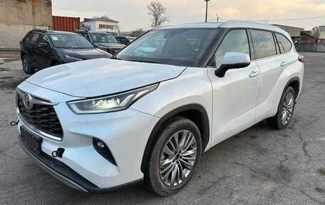 Toyota Highlander, 2025 год, 4 900 000 рублей, 2 фотография