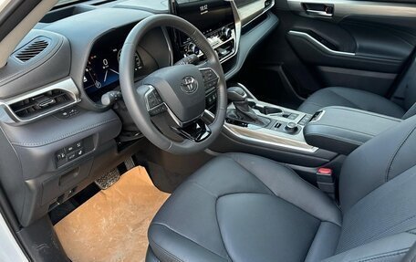 Toyota Highlander, 2025 год, 4 900 000 рублей, 6 фотография
