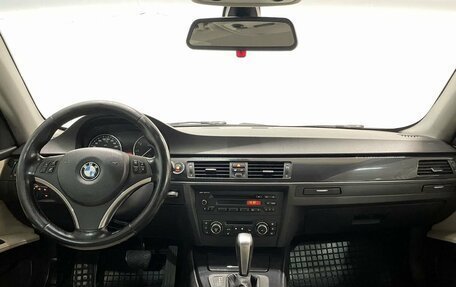 BMW 3 серия, 2010 год, 1 199 000 рублей, 11 фотография