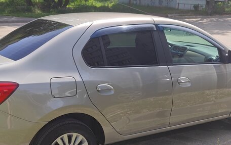 Renault Logan II, 2015 год, 830 000 рублей, 3 фотография