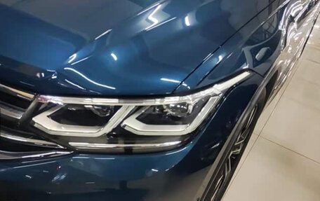 Volkswagen Tiguan II, 2021 год, 2 715 795 рублей, 4 фотография