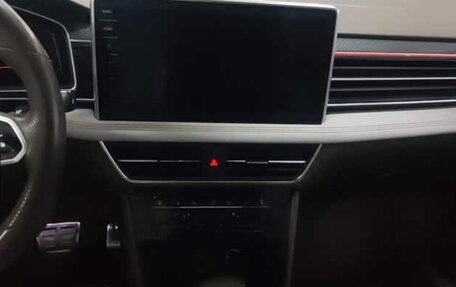 Volkswagen Tiguan II, 2021 год, 2 715 795 рублей, 12 фотография
