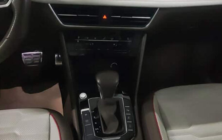 Volkswagen Tiguan II, 2021 год, 2 715 795 рублей, 15 фотография