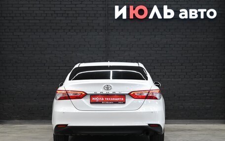 Toyota Camry, 2019 год, 2 500 000 рублей, 7 фотография