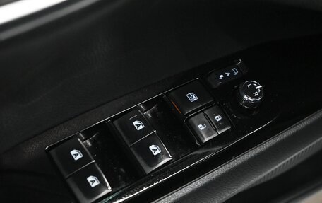 Toyota Camry, 2019 год, 2 500 000 рублей, 10 фотография