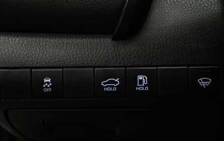 Toyota Camry, 2019 год, 2 500 000 рублей, 16 фотография