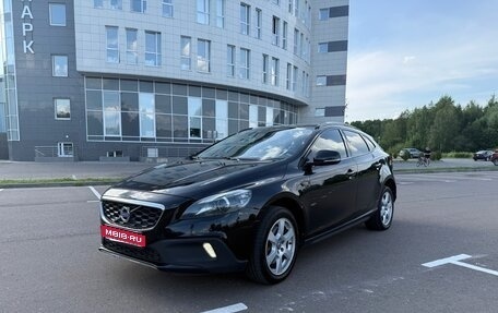 Volvo V40 Cross Country I, 2016 год, 1 800 000 рублей, 1 фотография