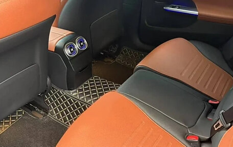 Mercedes-Benz C-Класс, 2023 год, 2 150 596 рублей, 11 фотография