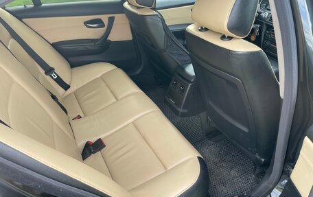 BMW 3 серия, 2005 год, 900 000 рублей, 8 фотография