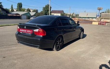BMW 3 серия, 2005 год, 900 000 рублей, 2 фотография
