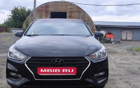 Hyundai Solaris II рестайлинг, 2018 год, 1 390 000 рублей, 4 фотография