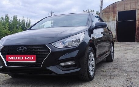 Hyundai Solaris II рестайлинг, 2018 год, 1 390 000 рублей, 5 фотография