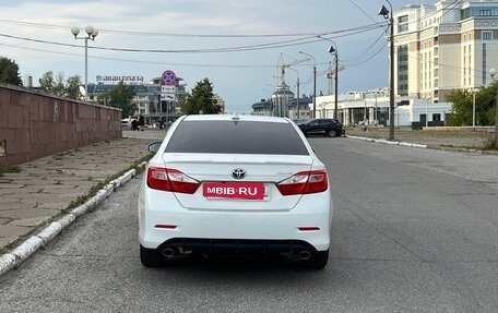 Toyota Camry, 2012 год, 1 650 000 рублей, 5 фотография