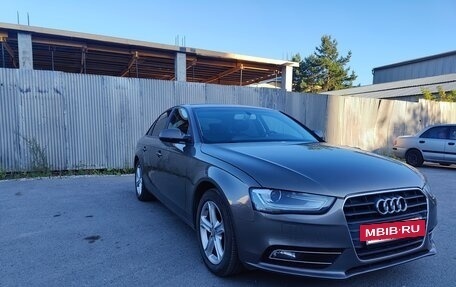 Audi A4, 2015 год, 1 720 000 рублей, 14 фотография
