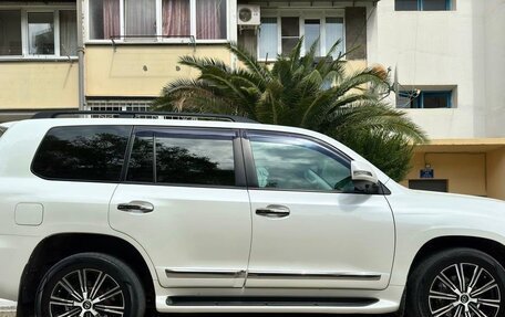 Toyota Land Cruiser 200, 2013 год, 4 500 000 рублей, 3 фотография