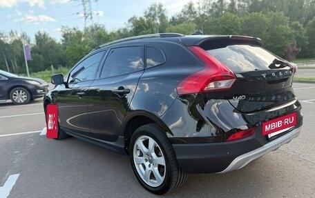 Volvo V40 Cross Country I, 2016 год, 1 800 000 рублей, 4 фотография