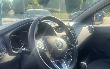 Renault Logan II, 2020 год, 890 000 рублей, 8 фотография