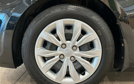 Hyundai Solaris II рестайлинг, 2012 год, 679 000 рублей, 11 фотография