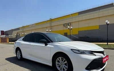 Toyota Camry, 2019 год, 1 670 000 рублей, 1 фотография