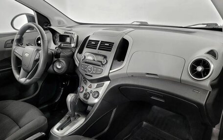 Chevrolet Aveo III, 2012 год, 600 000 рублей, 10 фотография