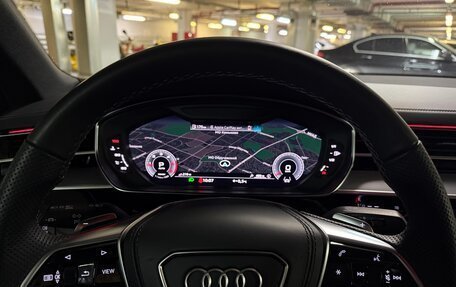 Audi A8, 2023 год, 13 000 000 рублей, 10 фотография