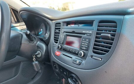 KIA Rio II, 2009 год, 675 000 рублей, 19 фотография