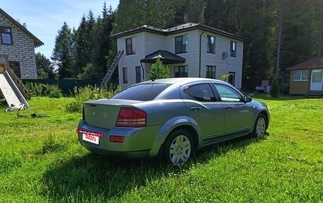 Dodge Avenger II рестайлинг, 2007 год, 535 000 рублей, 8 фотография