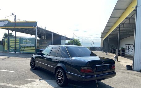 Mercedes-Benz W124, 1990 год, 340 000 рублей, 2 фотография