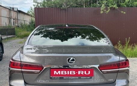 Lexus LS IV, 2019 год, 6 000 000 рублей, 3 фотография