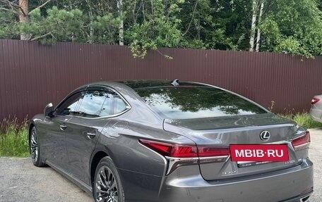 Lexus LS IV, 2019 год, 6 000 000 рублей, 2 фотография