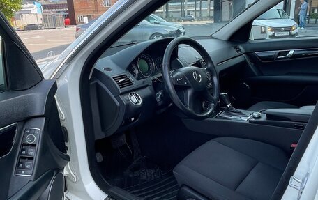 Mercedes-Benz C-Класс, 2010 год, 1 120 000 рублей, 15 фотография