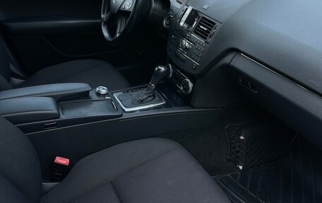 Mercedes-Benz C-Класс, 2010 год, 1 120 000 рублей, 16 фотография