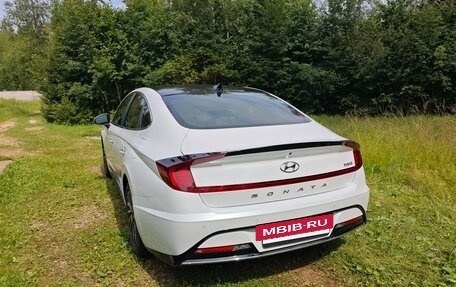 Hyundai Sonata VIII, 2022 год, 3 900 000 рублей, 2 фотография