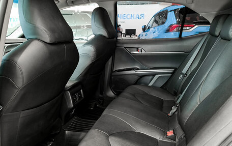 Toyota Camry, 2018 год, 2 450 000 рублей, 12 фотография