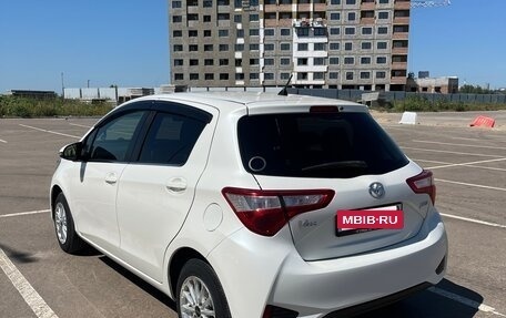 Toyota Vitz, 2019 год, 1 349 000 рублей, 4 фотография