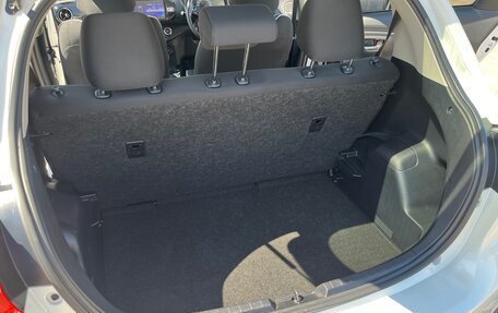 Toyota Vitz, 2019 год, 1 349 000 рублей, 15 фотография